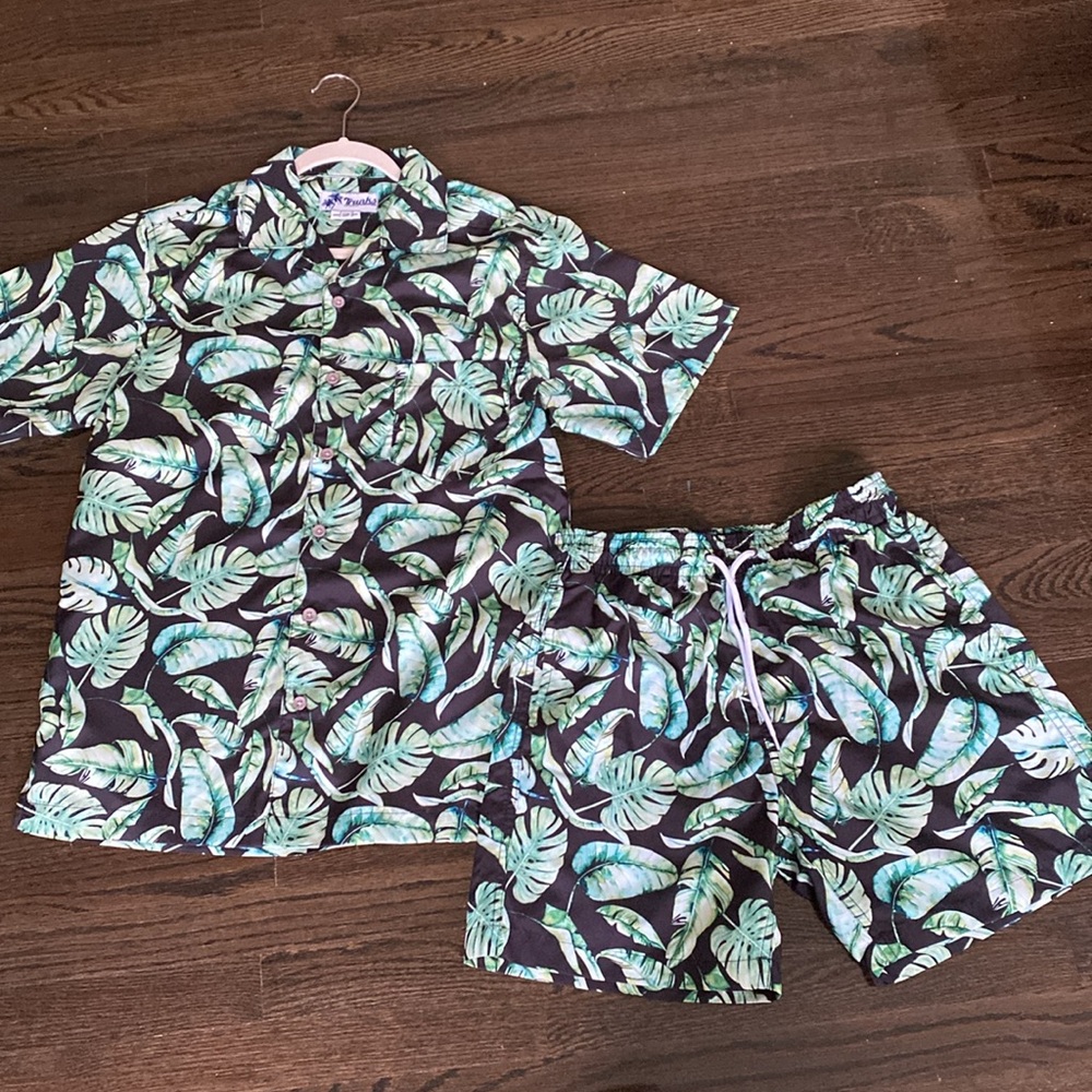 Trunks Surf and Swim Men’s Aloha Hawaiian Swim Trunks Matching Shirt. Size Small